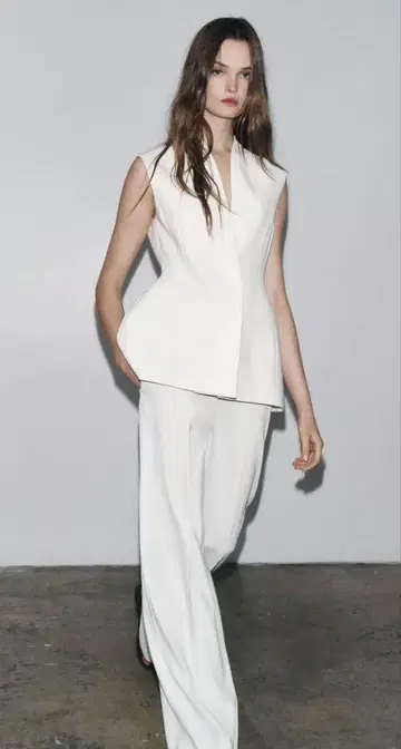 [새 상품] ZARA 페플럼 베스트 ZW COLLECTION