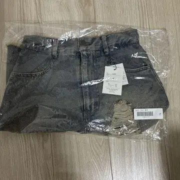 속바지 안감 부착 언밸런스 데미지 데님 미니 스커트