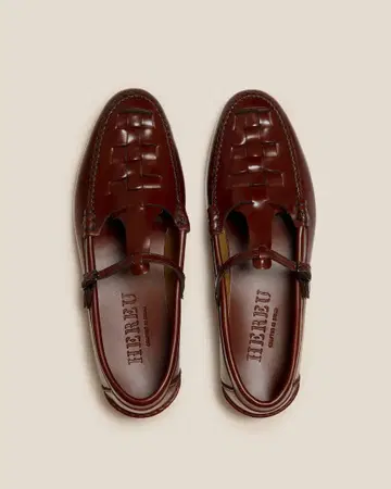 HEREU MAQUEDA T-bar Loafer / 로퍼