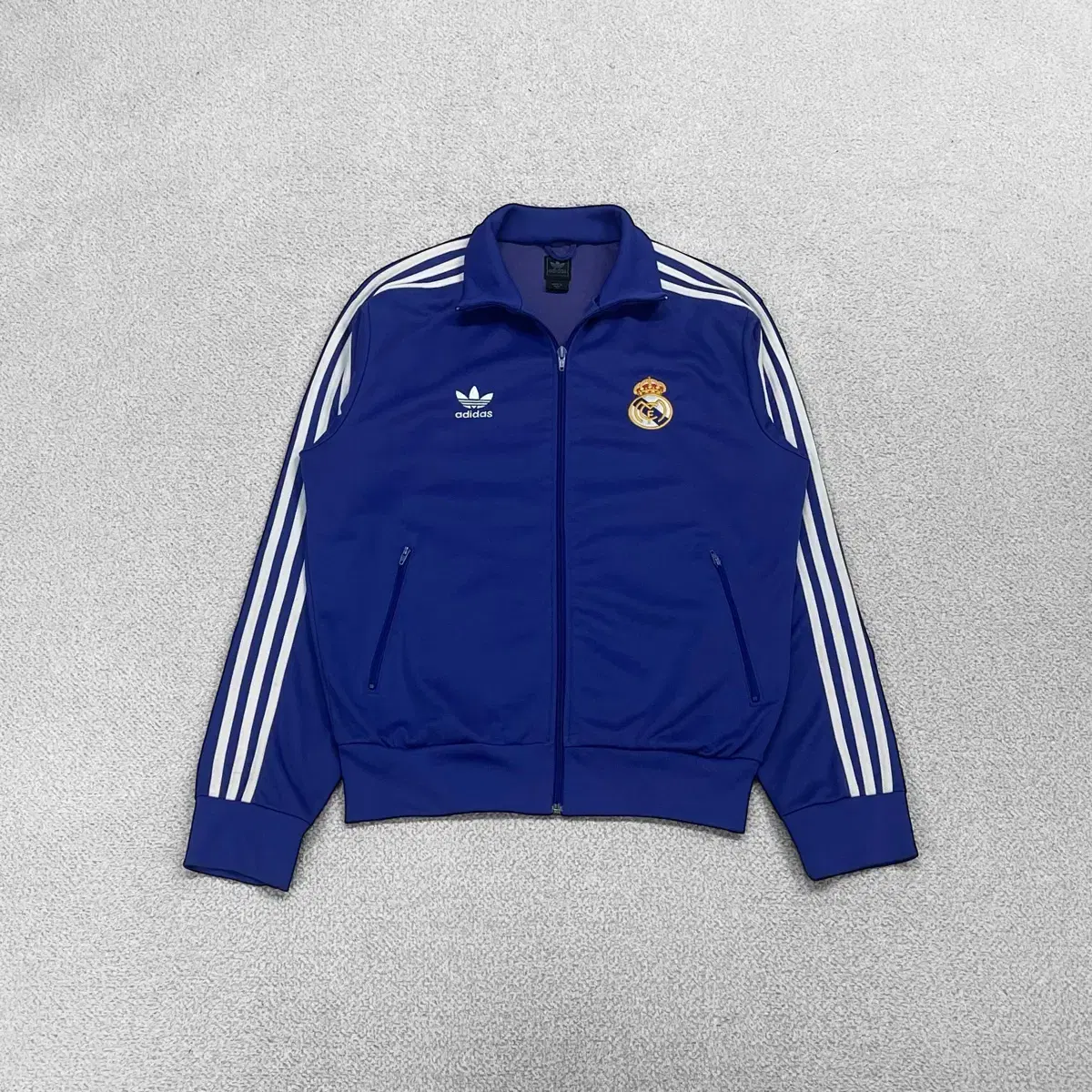 00s ADIDAS
