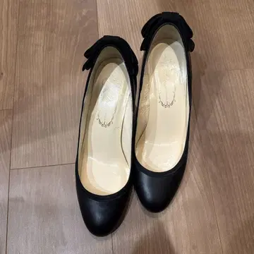 리본 블랙 펌프스 24cm