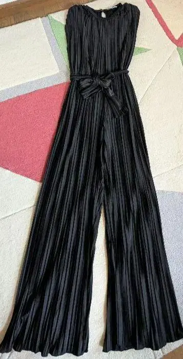 [새상품급] ZARA 블랙 플리츠 점프수트 올인원 블랙 S