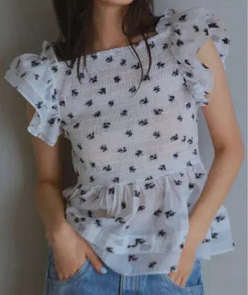 프레이 아이디 프릴 슬리브 셔링 블라우스 새상품 택 포함