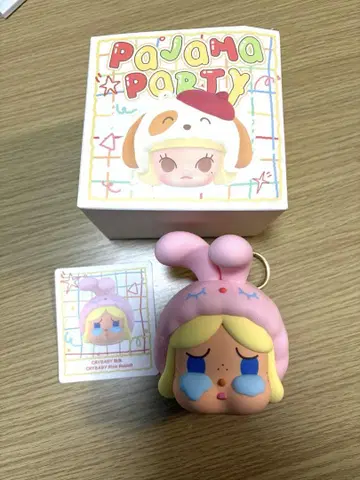 POPMART 파자마 파티 이어폰 케이스 Cry Baby