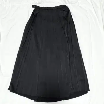 allureville 블랙 플리츠 롱 스커트