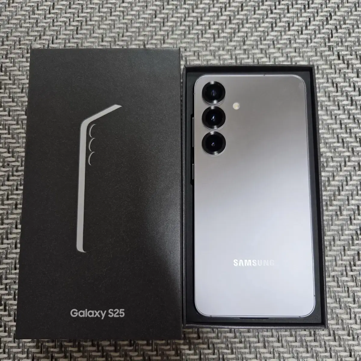 Galaxy S25 256GB Silver Shadow 本体 Galaxy S25 256GB | Silver Smartphone (Unlocked) | Samsung US