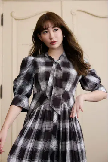 herlipto Chelsea Checked Tie Dress