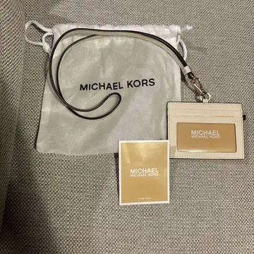 MICHAEL KORS 교통카드 지갑 크림색