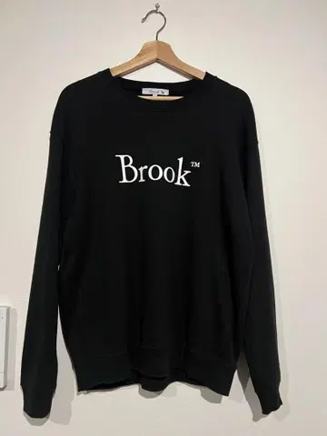 Brook 브룩 블랙 맨투맨 트레이닝복 L 사이즈