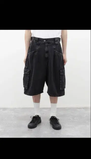 WILLY CHAVARRIA / 윌리 차바리아 CARGO SHORTS