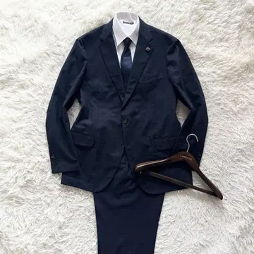 [컨디션 최상] LARDINI 신형 로고 네이비 울 수트 부토니에 56