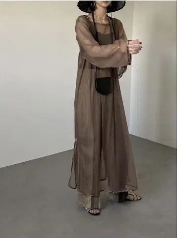 CFT. tulle sheer long op