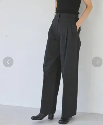 [todayful] Tuck Twill Trousers 블랙