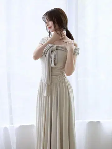Orga offshoulder dress AM1420