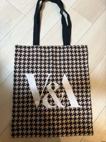 V&A 미술관 토트백 핑크