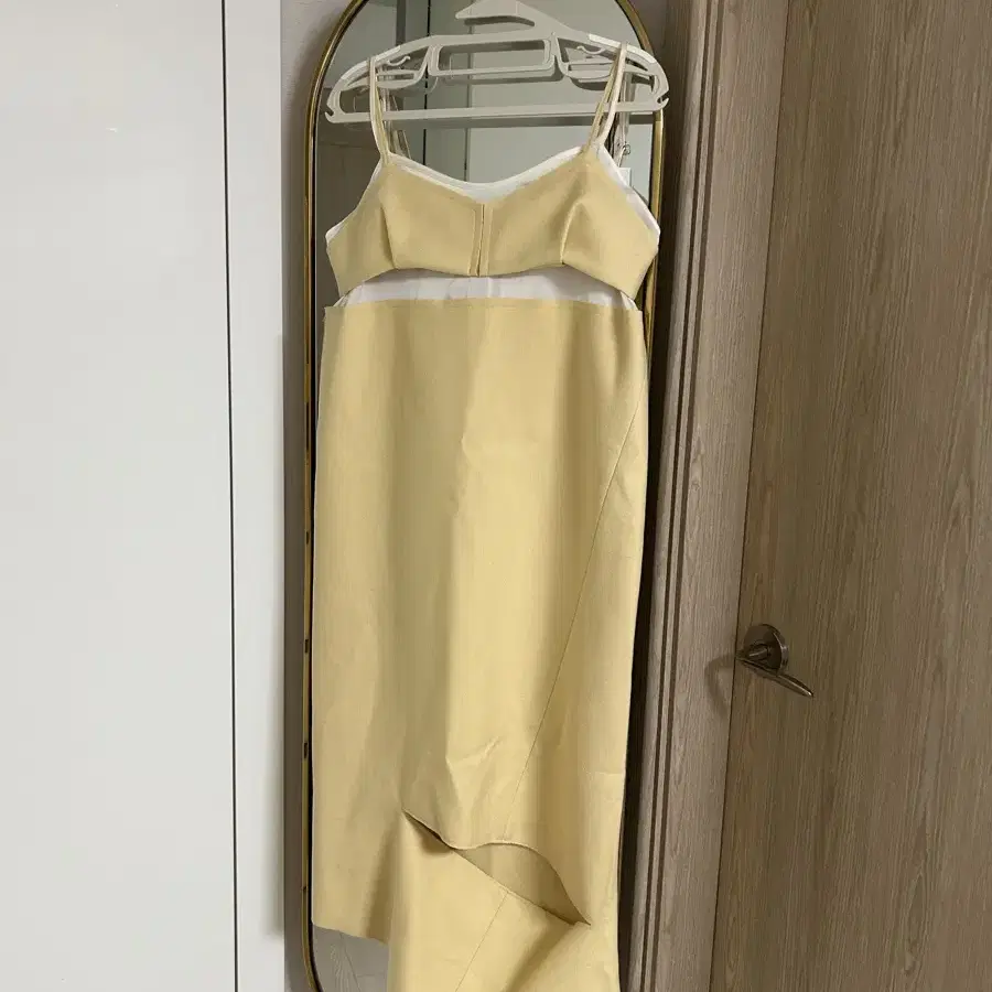 Items Similar to Flareup Layered Lace Frill Long Sleeve