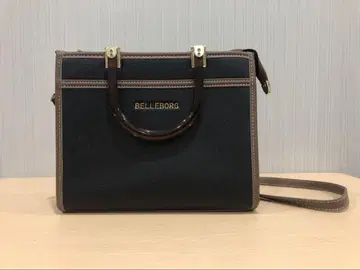 BELLEBORG 블랙 숄더백 중형