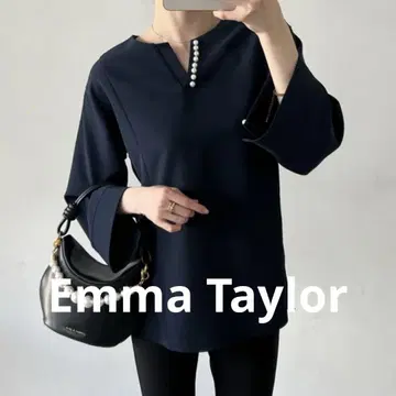 Emma Taylor 이지케어 펄 키넥 플레어 슬리브 블라우스