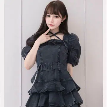 pium 티어드 미니 원피스 블랙