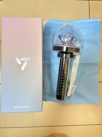 SEVENTEEN OFFICIAL LIGHT STICK 3