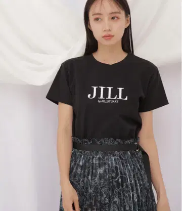 JILL by JILL STUART JB 오가닉 자수 로고 티셔츠