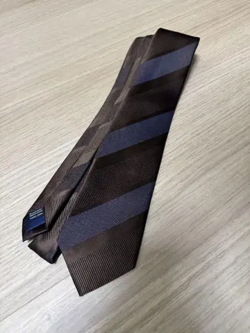 유나이티드 애로우즈 그린 라벨 릴랙싱 넥타이