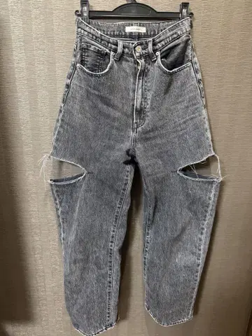 MOUSSY 컷 아웃 데님 팬츠