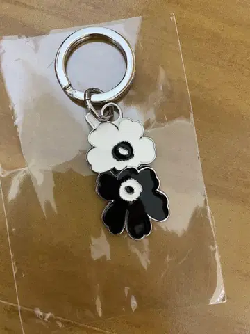마리메꼬 키링