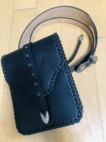 moussy 웨스트 파우치