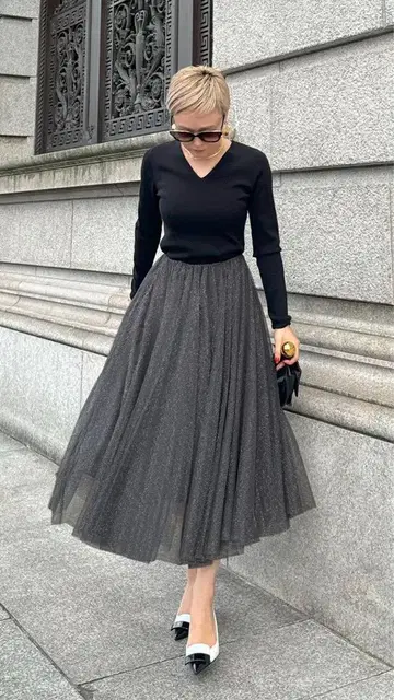 새상품급 JENNE 스파크 라메 튤 에어리 스커트 S