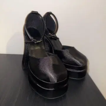 블랙 하이힐 12.5cm 스트랩 포함