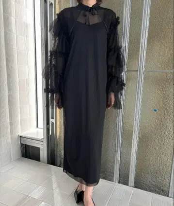 BLACK TULLE PENCIL LINE DRESS [ S size ]