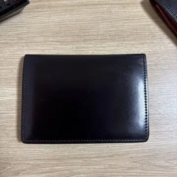 CYPRIS 명함 지갑 가죽 블랙, 레드
