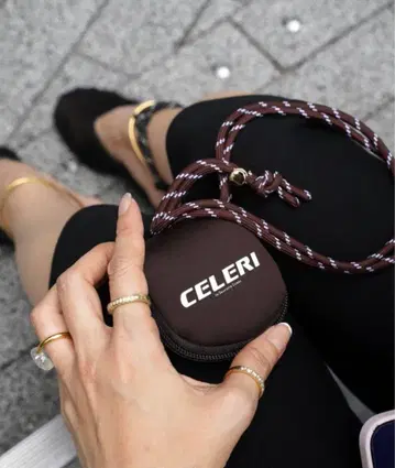 Deuxieme Classe CELERI 코모노 케이스