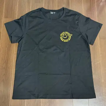 the Fanon 반팔 티셔츠 L