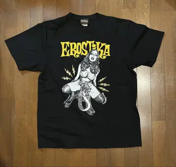 EROSTIKA 그래픽 티셔츠 블랙 빅 로고 XL