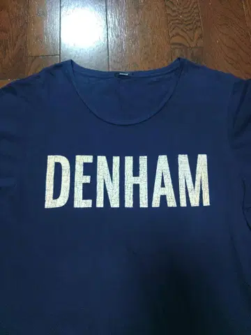 DENHAM 티셔츠 네이비 갈라짐 가공