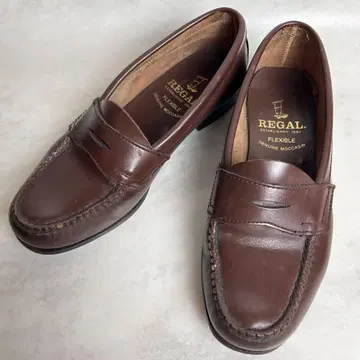 REGAL 리갈 FLEXIBLE 모카신 코인 로퍼 브라운