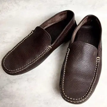 TOD'S 가죽 드라이빙 슈즈 주름 가죽 브라운 로퍼