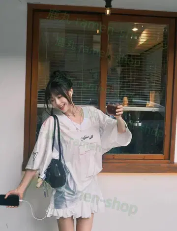 신품 미사용 2000 ARCHIVES 7 오버사이즈 티셔츠