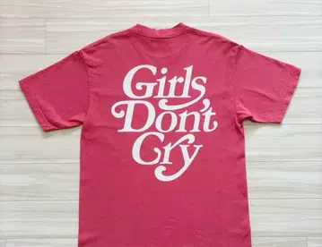 Girls Don't Cry 티셔츠 L 사이즈 핑크