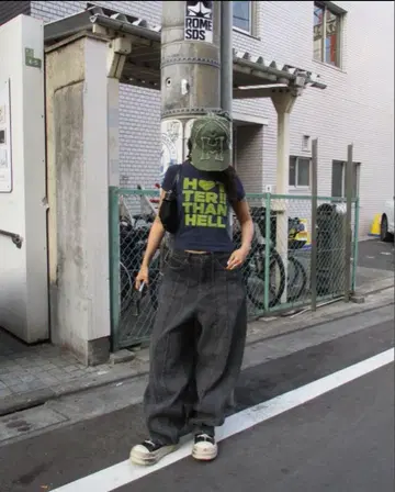 핫테리한 티셔츠 사이즈 F 네이비