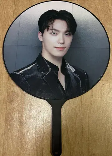 SEVENTEEN right here 부채 디노