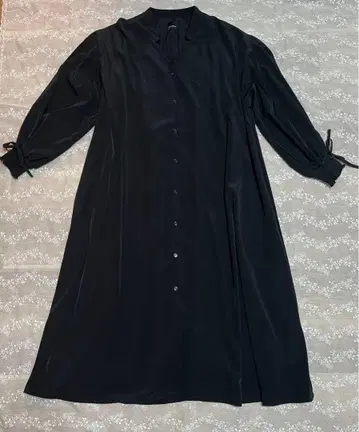 OP0004 LEANNE. 블랙 롱 셔츠 원피스 스탠딩 칼라 V넥