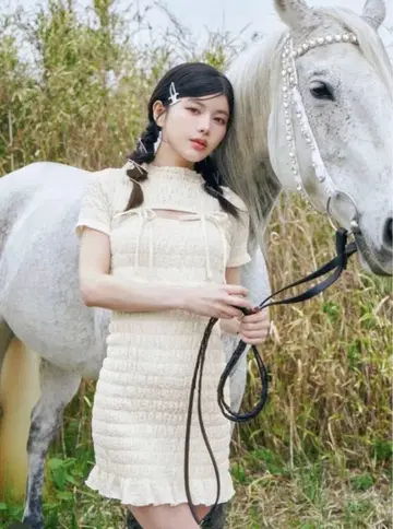 Darich 리본 셔링 미니 원피스