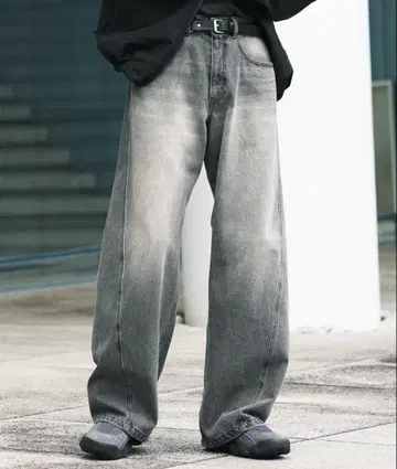 WYM LIDNM VINTAGE WASHED CURVED DENIM