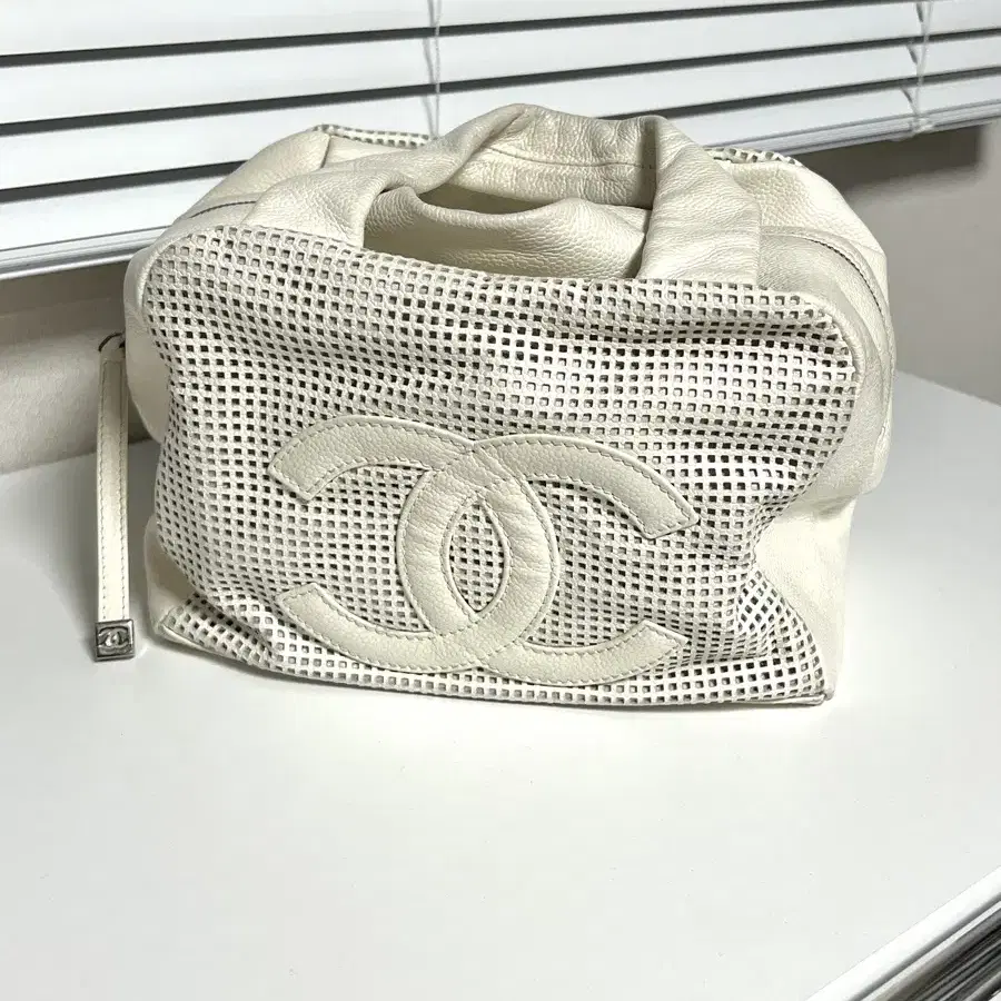 なっぴ　CHANEL シャネル チェーンウォレット レディース ブラック CHANEL