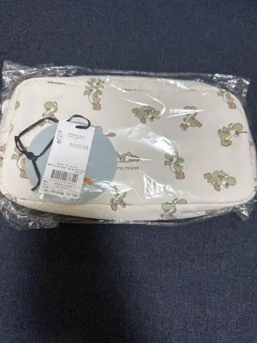 미개봉 새상품 젤라또피케 멀티 파우치 요시 패턴 콜라보 즉시 완판 닌텐도