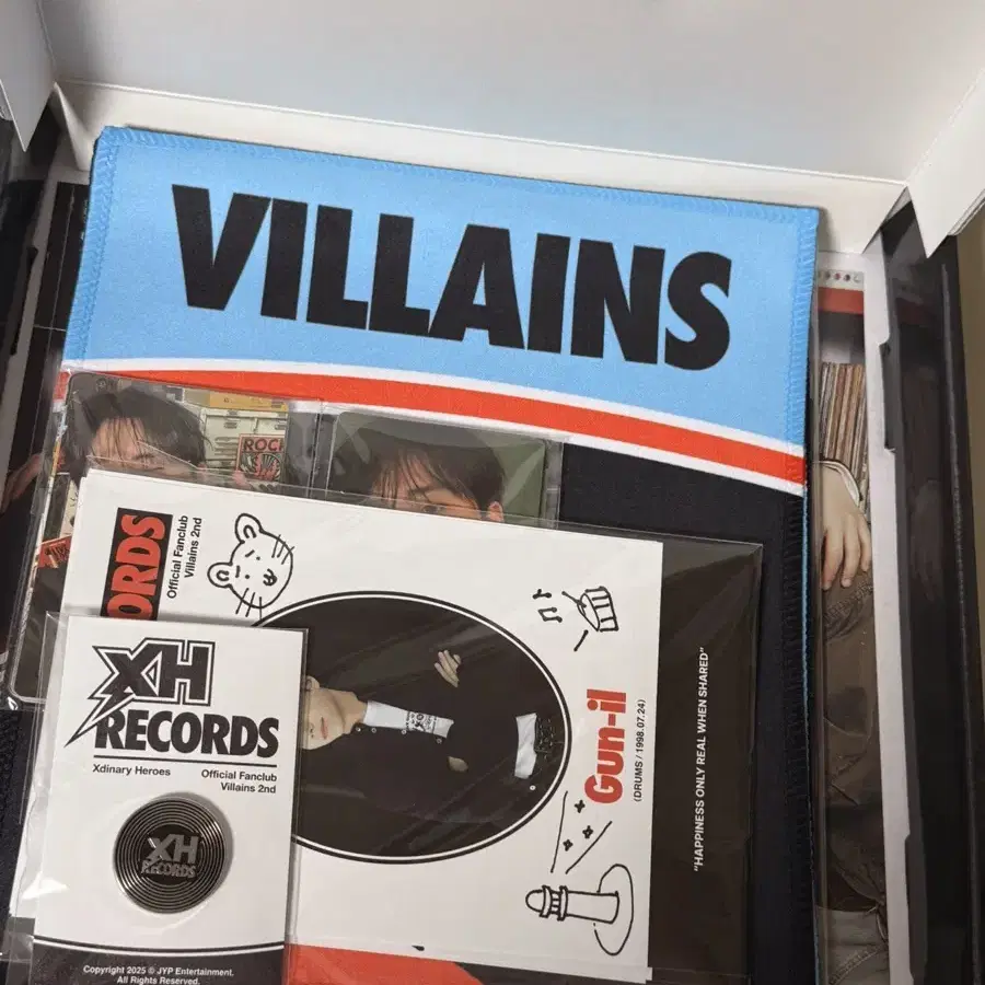 新品Xdinary Heroes ファンクラブグッズVillains 2期キット XDINARY HEROES RECORDS KIT 2ND Membership Kit Full Set | eBay