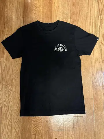 DEUS EX MACHINA 블랙 티셔츠